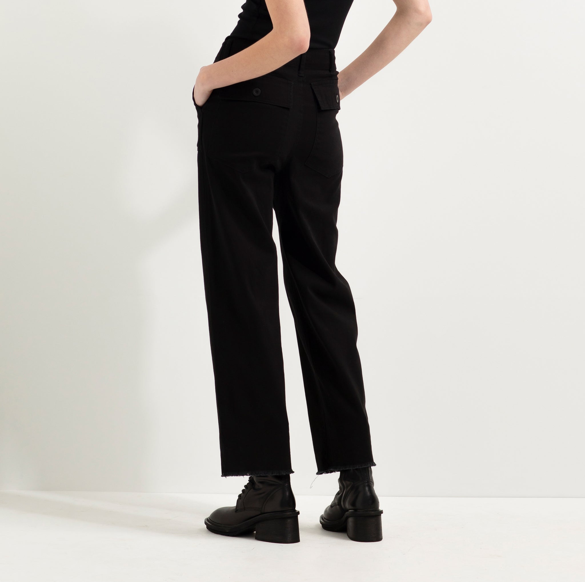 Black Sanna cotton-blend wide-leg cargo trousers, Bogner